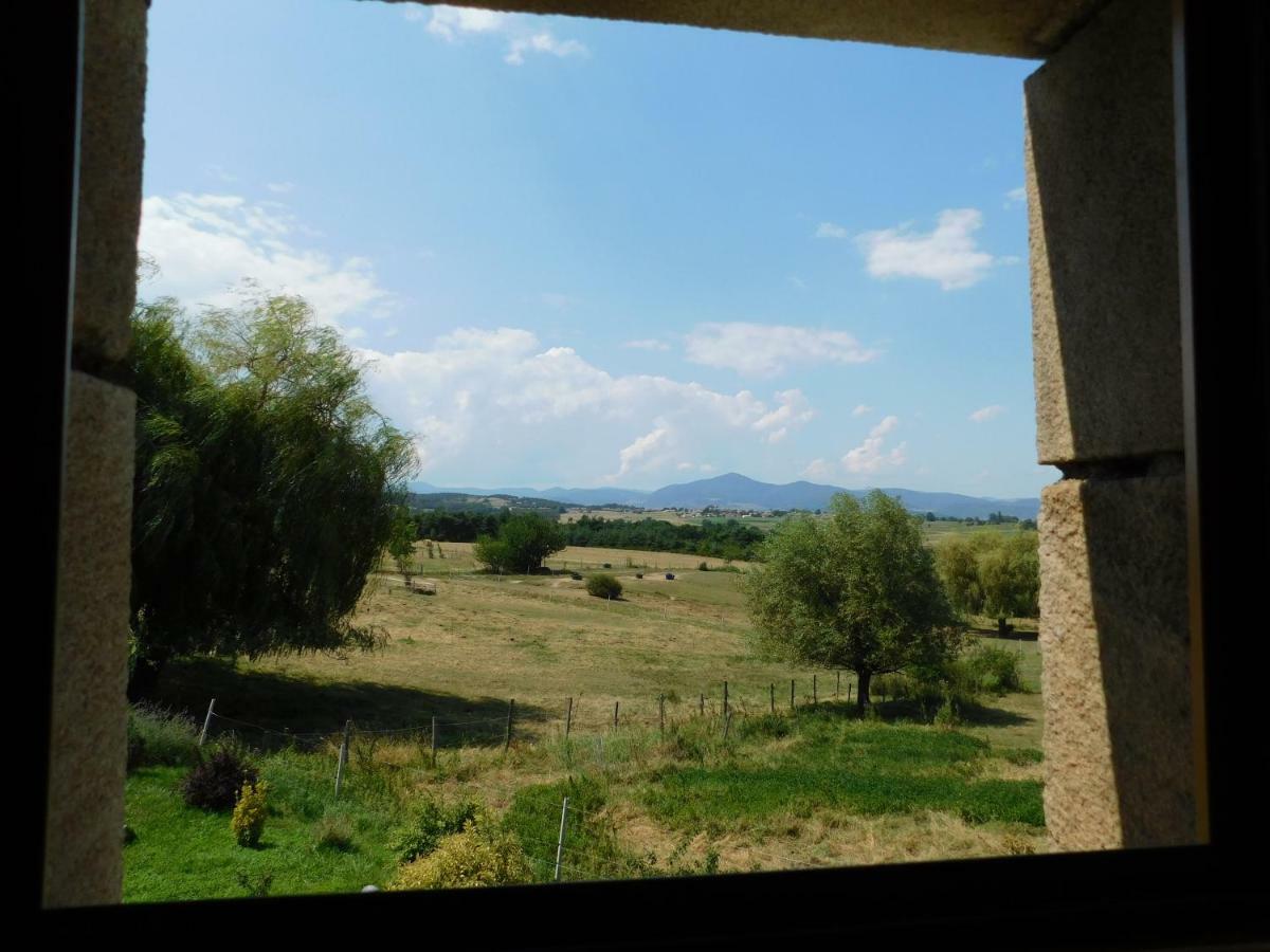 Gite Le Corral Cheminas Luaran gambar