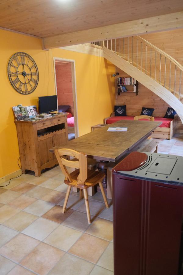 Gite Le Corral Cheminas Luaran gambar