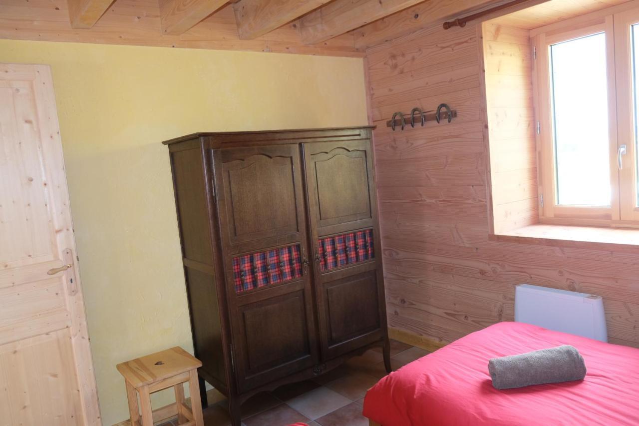 Gite Le Corral Cheminas Luaran gambar